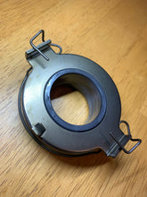 Load image into Gallery viewer, E153 Clutch Throw Out Release Bearing
