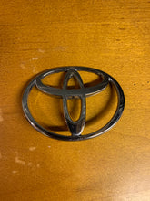 Load image into Gallery viewer, OEM Front Bumper Toyota Emblem
